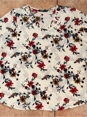 Women’s Plus Size 3/4 Sleeve Floral Print Blouse Size 2XL